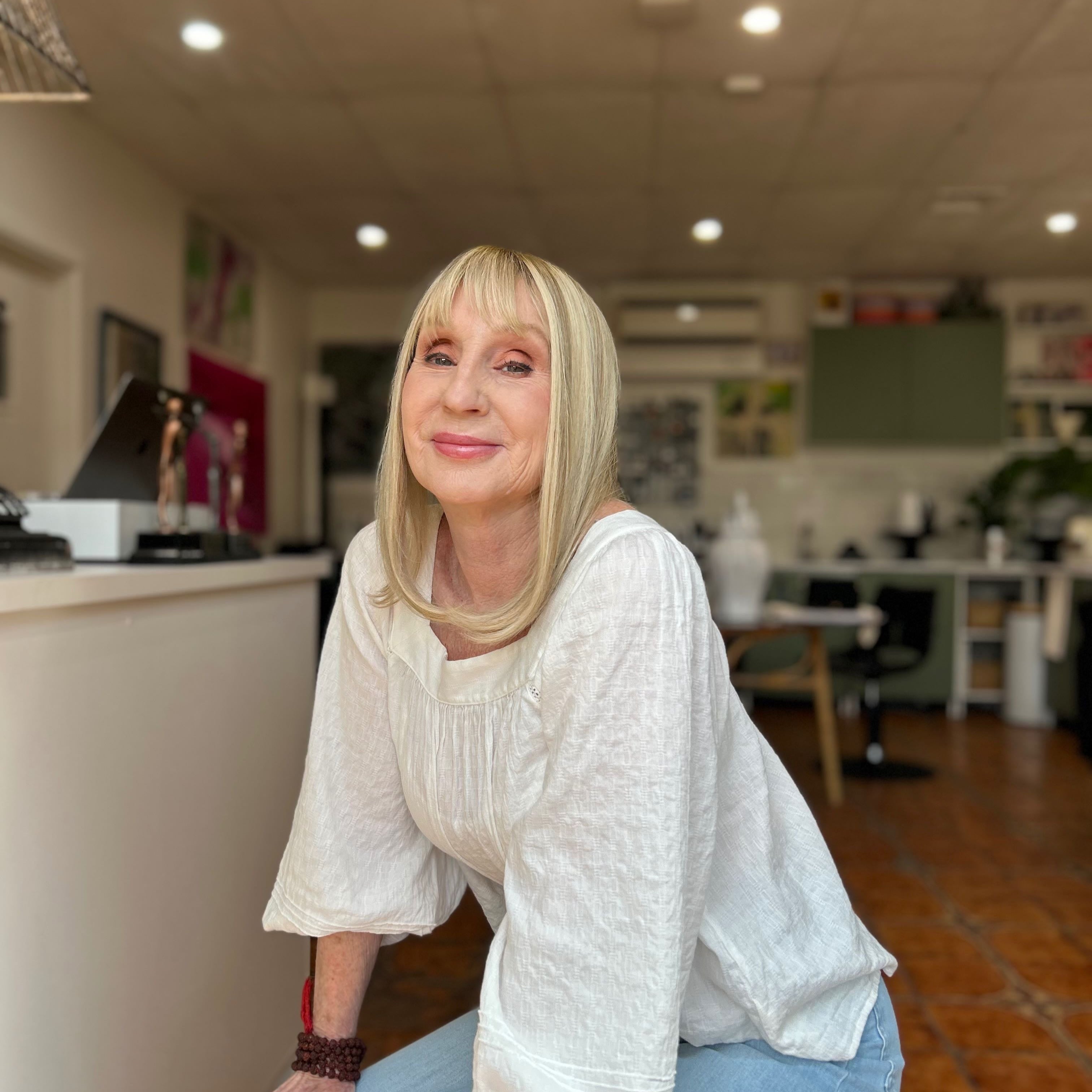 Blonde Topper w/ Lowlights